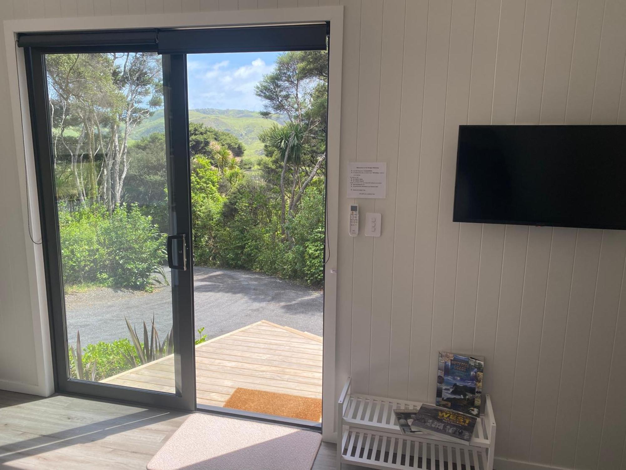 Te Henga Hideaway Villa Bethells Beach Exterior photo